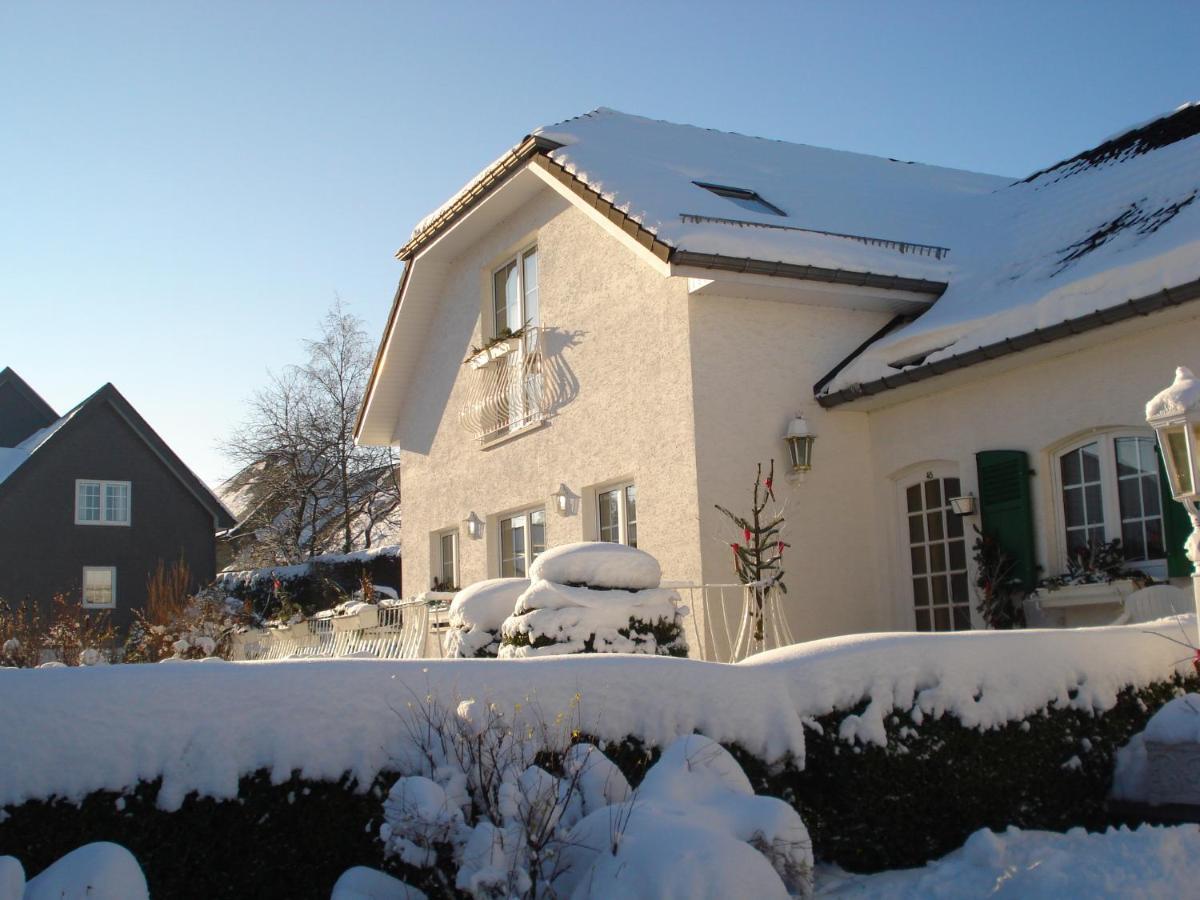 Charme - Hotel Lindenhof Wévercé Esterno foto