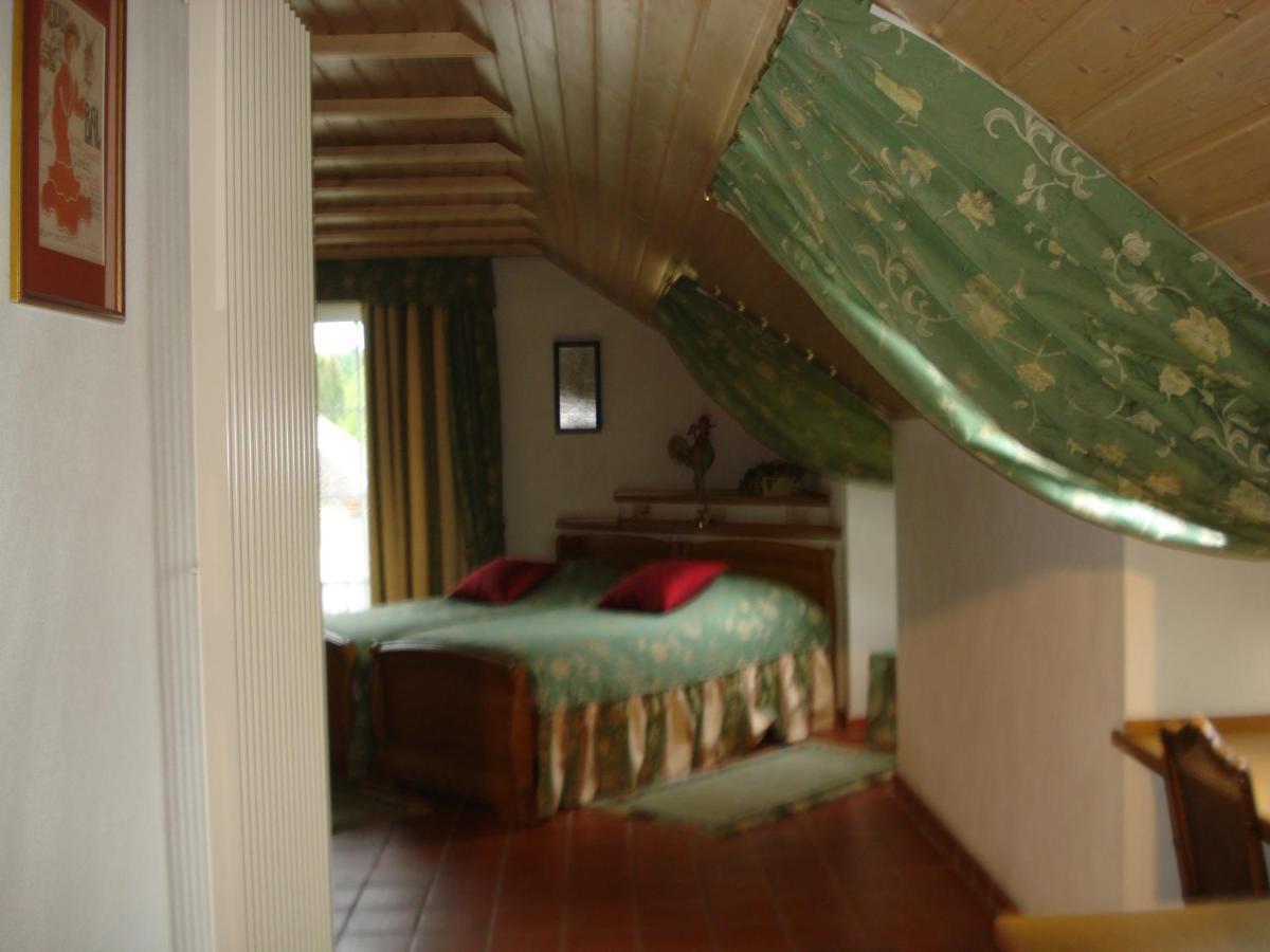 Charme - Hotel Lindenhof Wévercé Camera foto